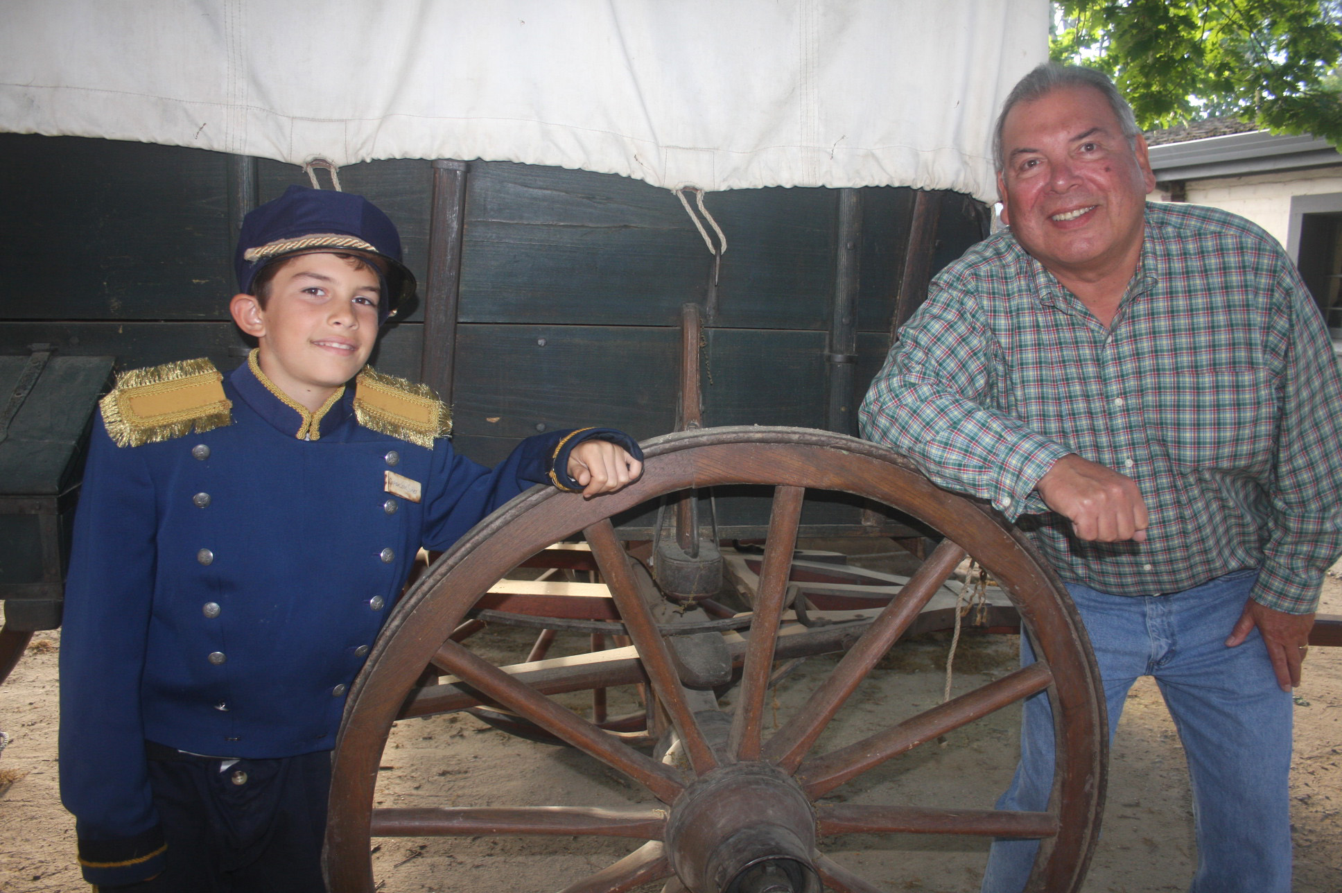 server fløjte Zeal Capt. Sutter's descendants visit Sutter's Fort | Valley Community  Newspapers, Inc.